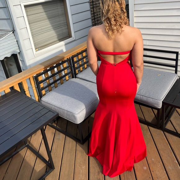PROM DRESS - Picture 4 of 4